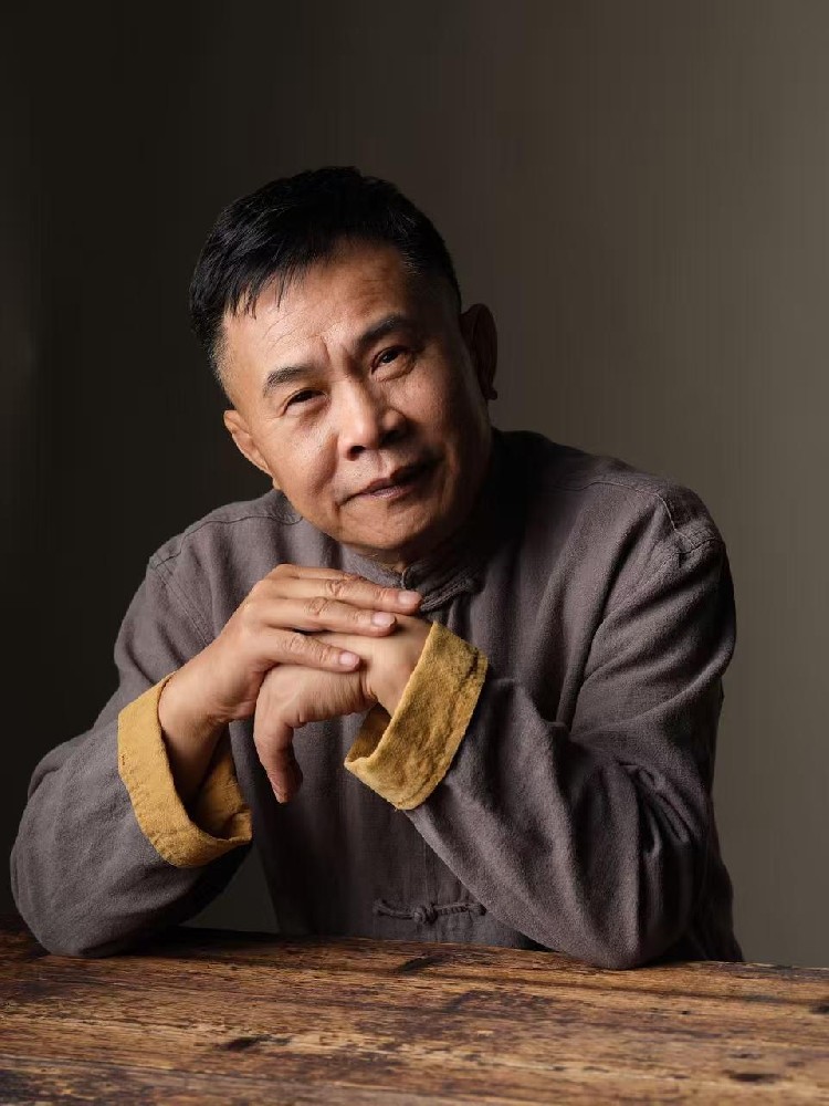 黃景藏（國瓷紅葉畫(huà)院常務(wù)副院長(cháng)）