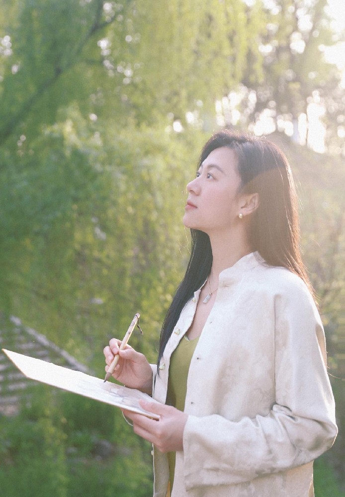 汪彬（國瓷紅葉畫(huà)院高級畫(huà)師）